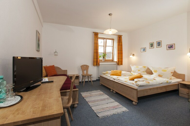Pension Bernhardhof