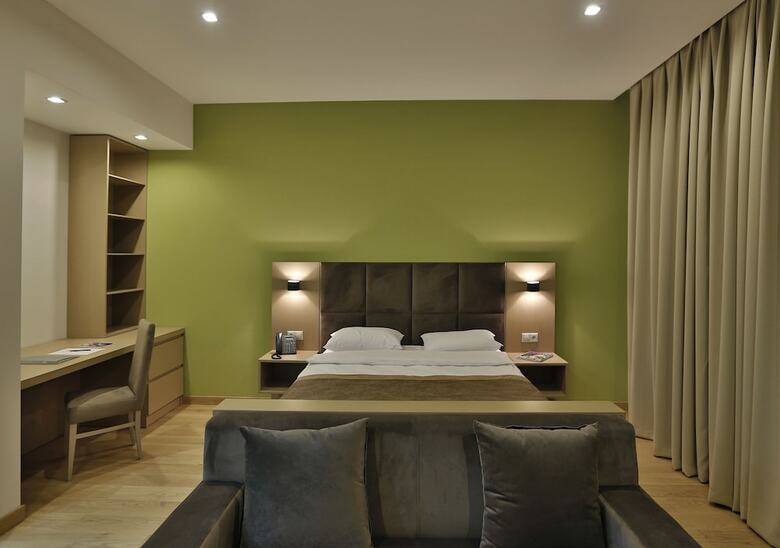 Aparthotel Homebridge Hotel Apartments