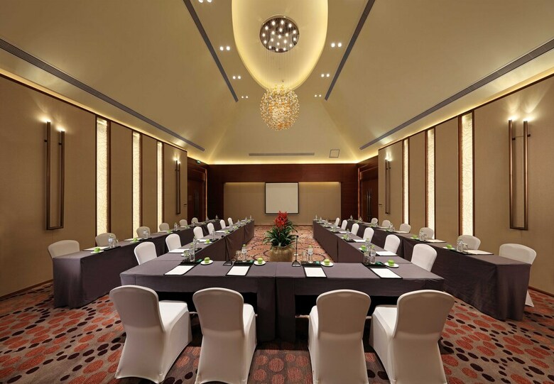 Hotel Hualuxe Kunming