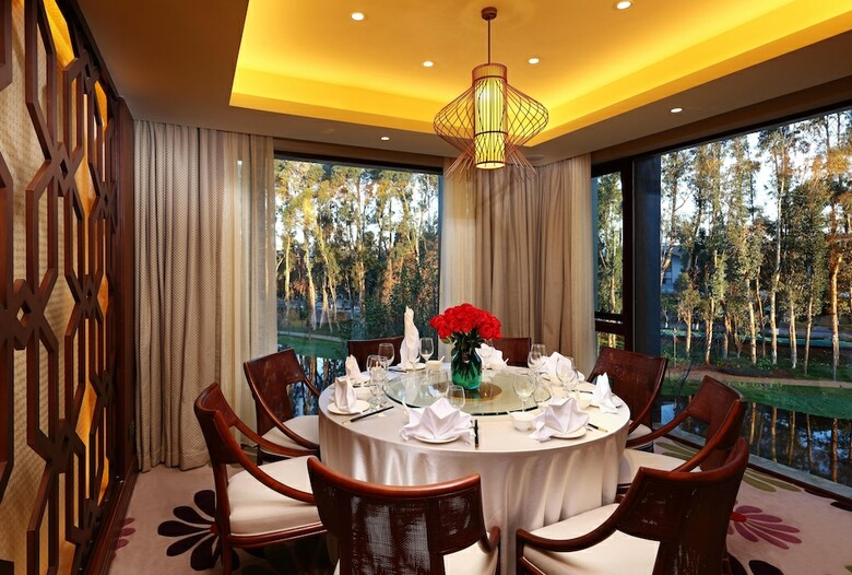 Hotel Hualuxe Kunming