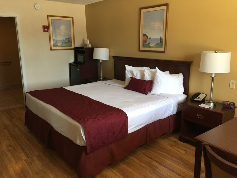Hotel Best Inn & Suites
