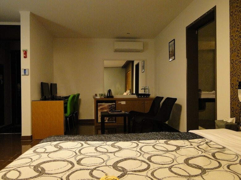 Nyxfox Hotel