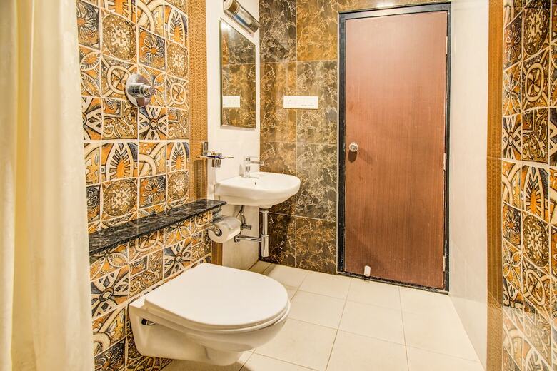 Fabhotel Corporate Crown Koramangala