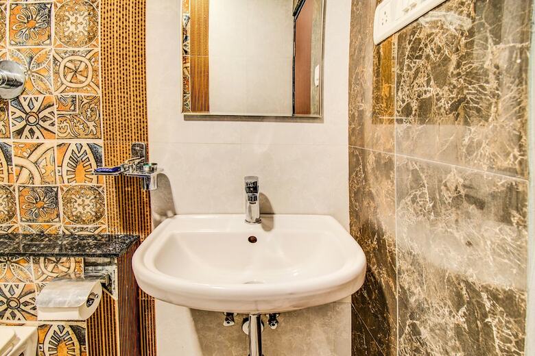 Fabhotel Corporate Crown Koramangala