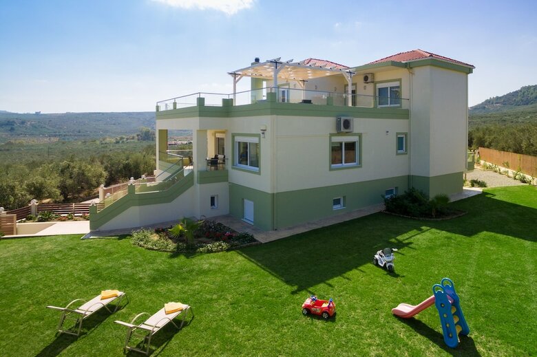 Villa Dimokratia
