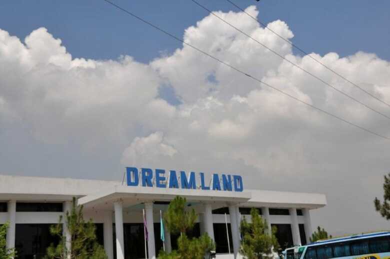 Dreamland Hotel