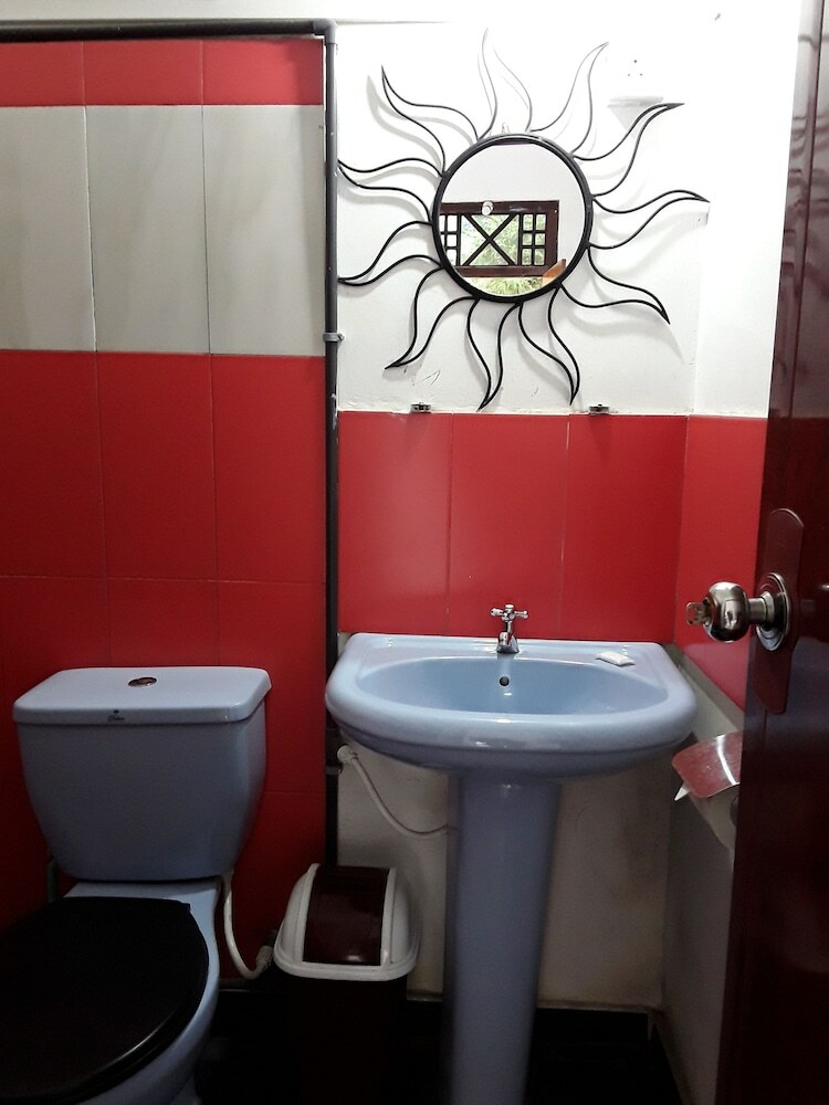 Ella Grand Peak Hotel