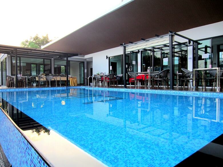 Life Grand Hotel