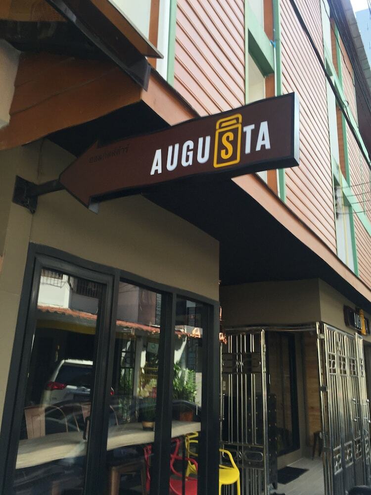 Hostal Augusta - Hostel