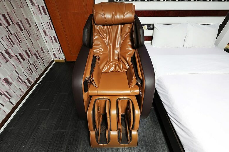 Hotel H.e