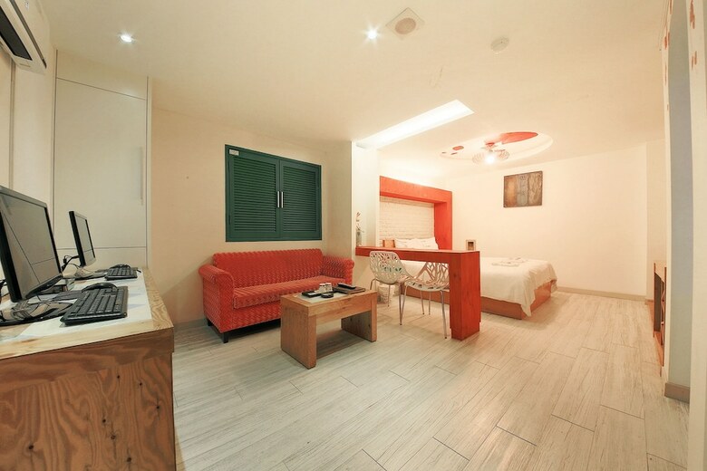 Hotel Tomgi Jamsil