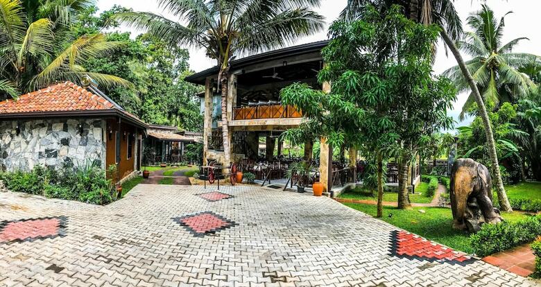 Hotel Villa Pinnawala & Restaurant