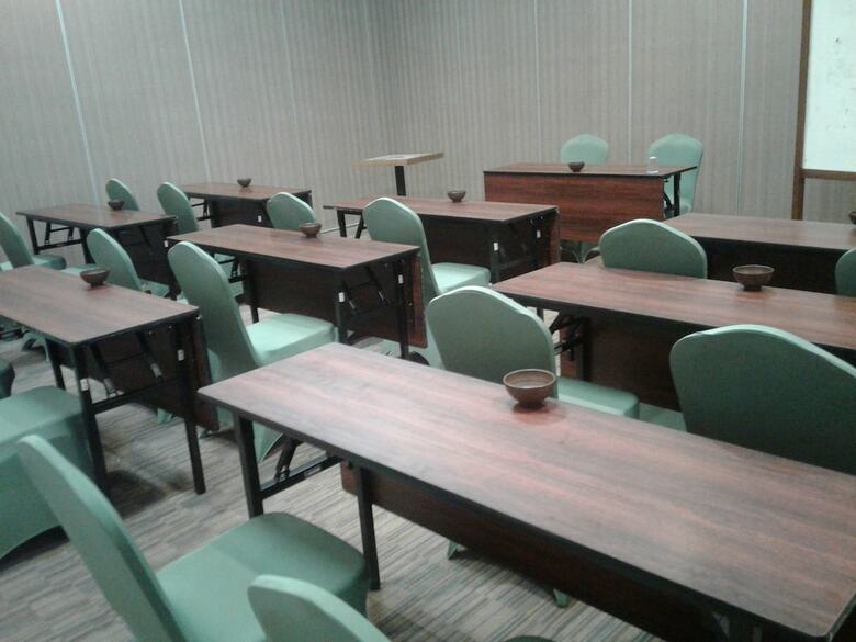 Opi Indah Hotel