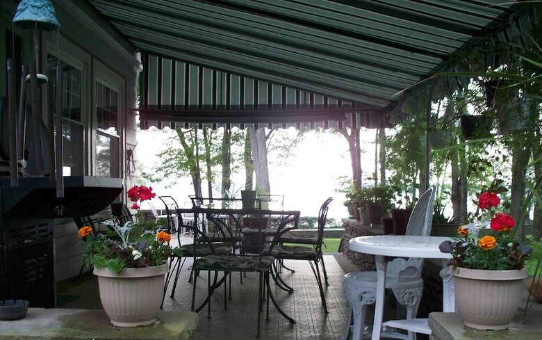 Bed & Breakfast Maple Springs Lake Side Inn