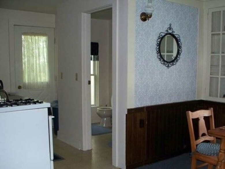 Bed & Breakfast Maple Springs Lake Side Inn