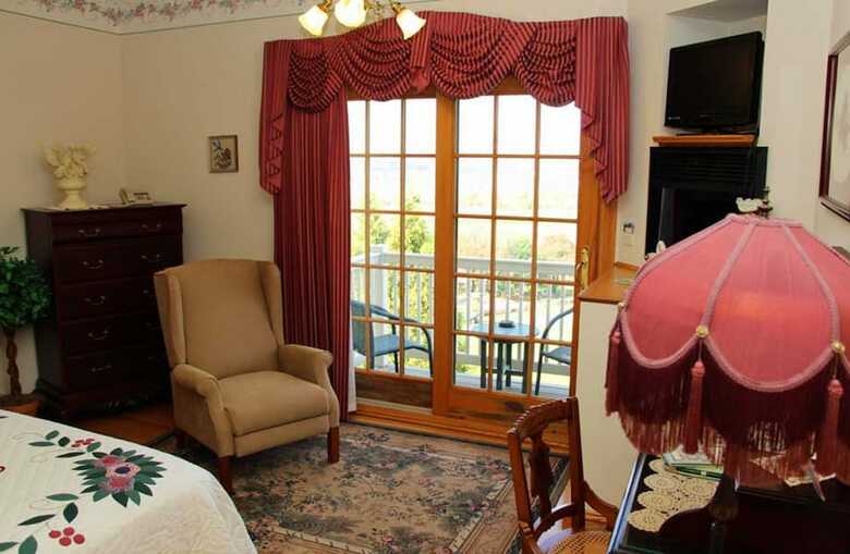 The Hurst House Bed And Breakfast