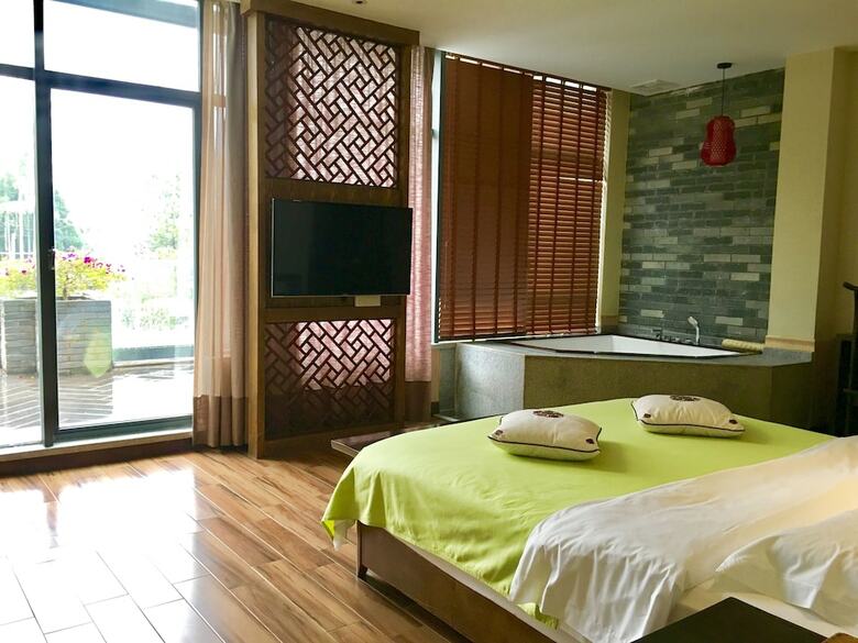 Hotel Moonlit Sky Resort