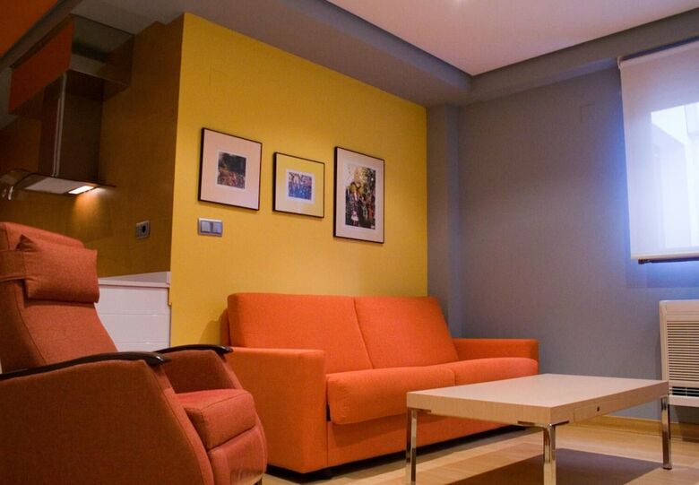 Hospedium Apartamentos Turisticos Ca�itas Suite