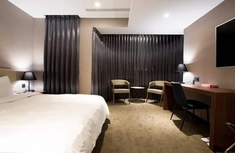 Noble Hotel
