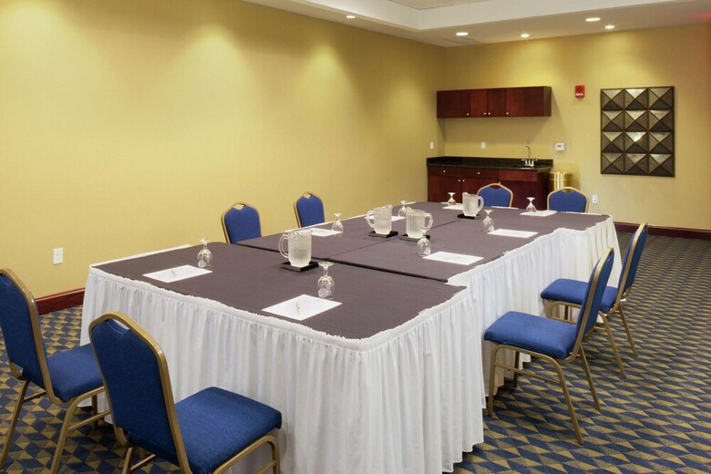 Hotel Doubletree By Hilton Greensboro