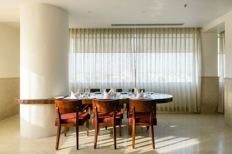 Hotel Regenta Central Jaipur