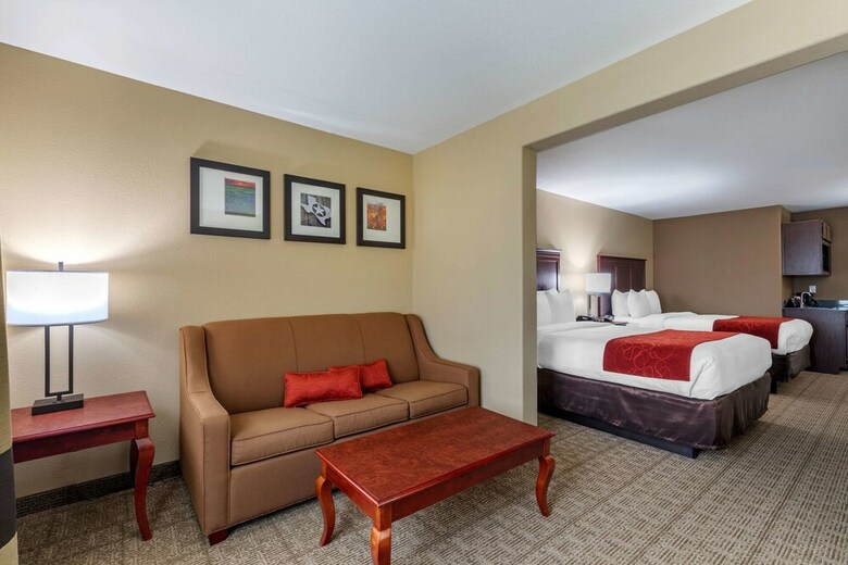 Hotel Comfort Suites Ennis