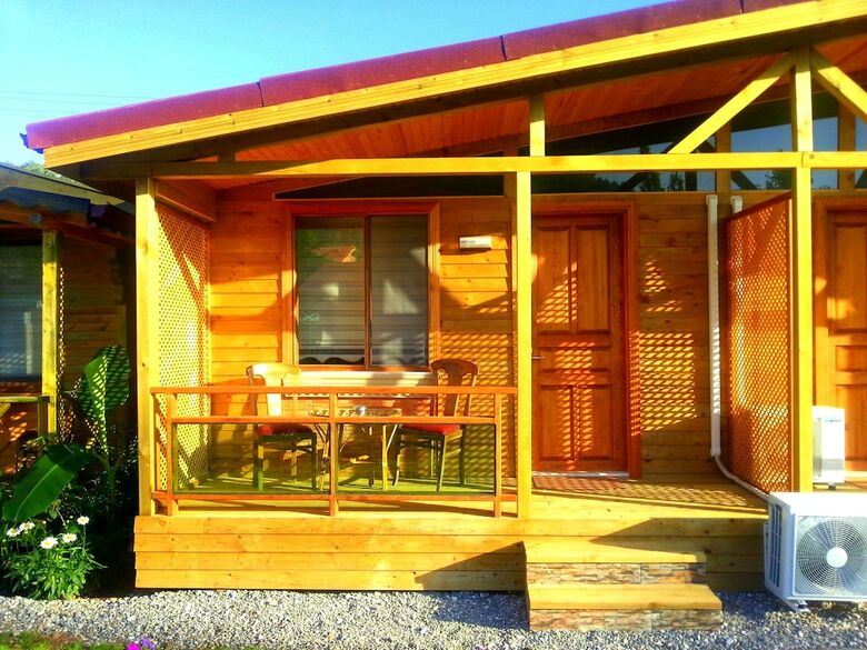 Mavi Yengec Bungalows And Hotel