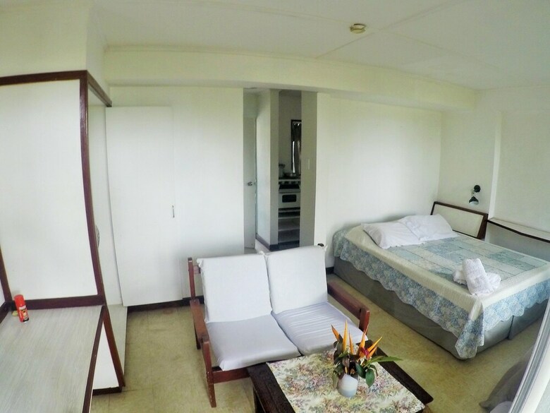 Hotel The Friendly Islander (Papiloa's Place)