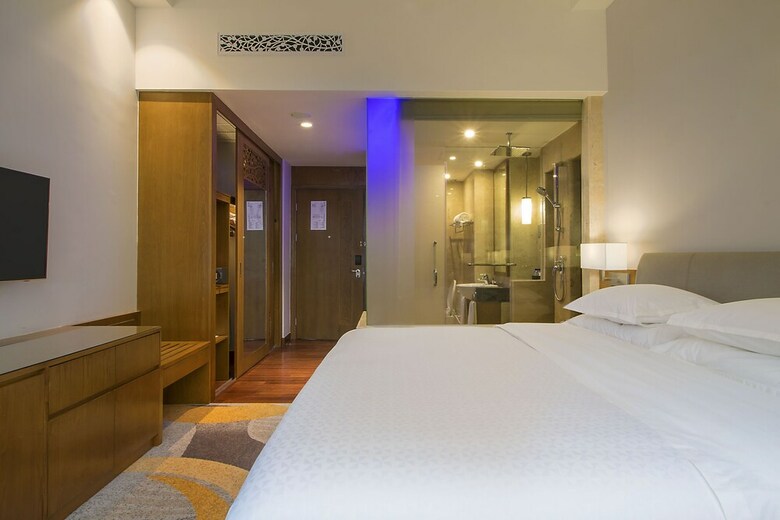 Hotel Four Points By Sheraton Manado