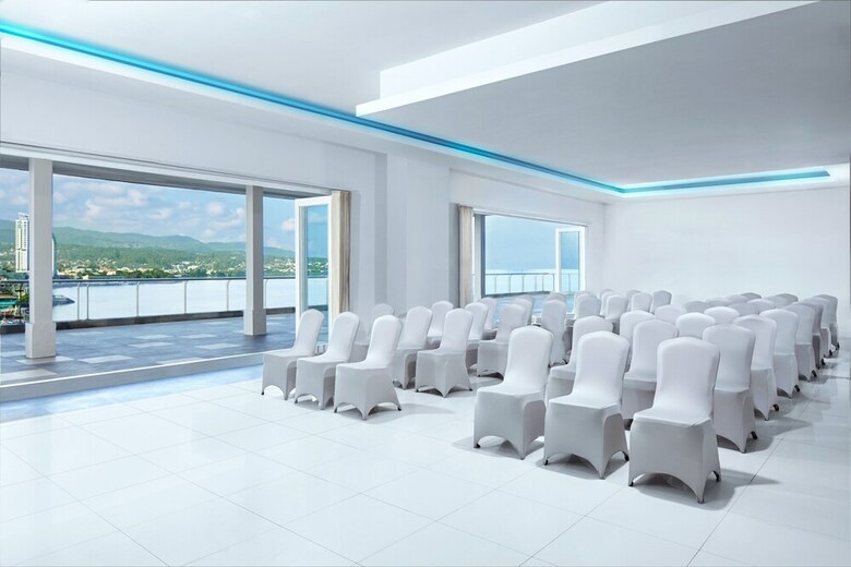 Hotel Four Points By Sheraton Manado
