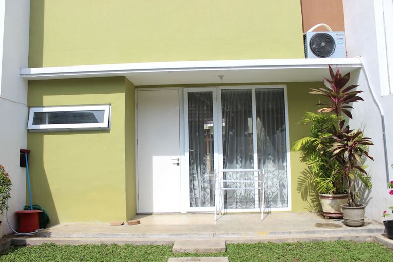 Villa Sierra Guest House