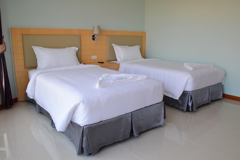 Hotel Oyo 1008 Goldenbeach Boutique Resort