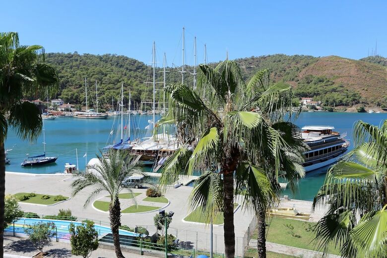 Cennet Life Hotel