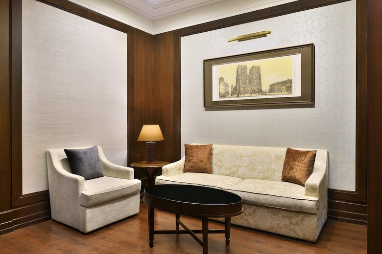 Hotel Sheraton Grand Palace Indore