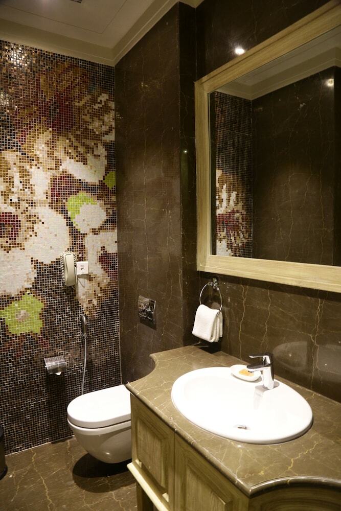 Hotel Sheraton Grand Palace Indore