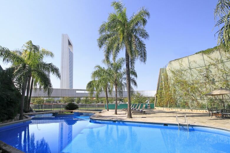 Hotel Holiday Inn Monterrey - Parque Fundidora