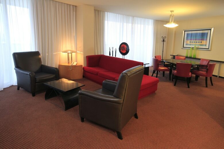 Hotel Holiday Inn Monterrey - Parque Fundidora