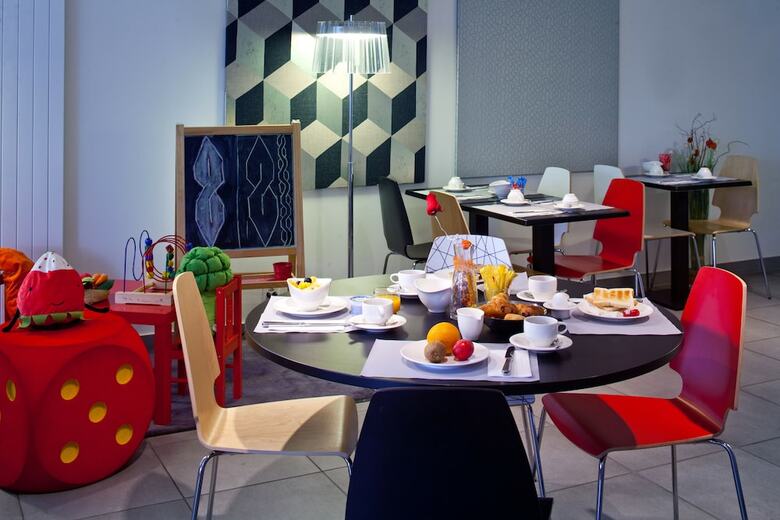 Hotel H�tel Des Inventions
