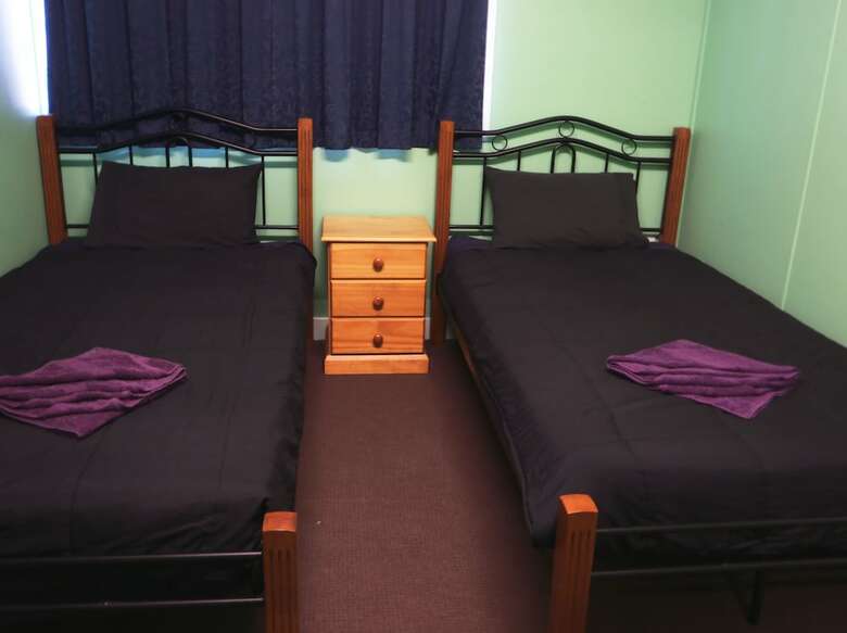 Hotel Mick's Accommodation Club