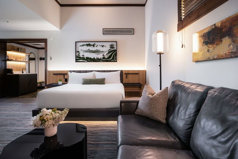 Hotel Nita Lake Lodge