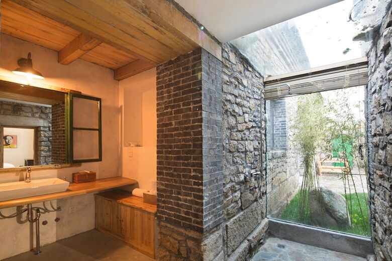 Countryside Luxury Hotel