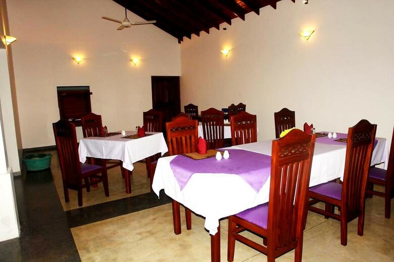 Hotel Hasara Resort