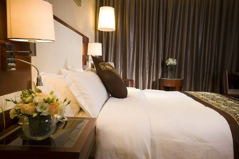 Ningbo Shuguang Liting Hotel