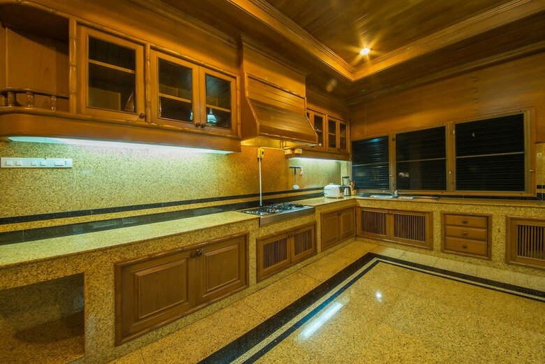 Lpc Holiday Villa