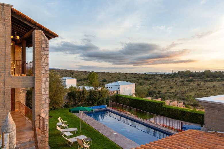 Hotel Grand Las Nubes By Inmense