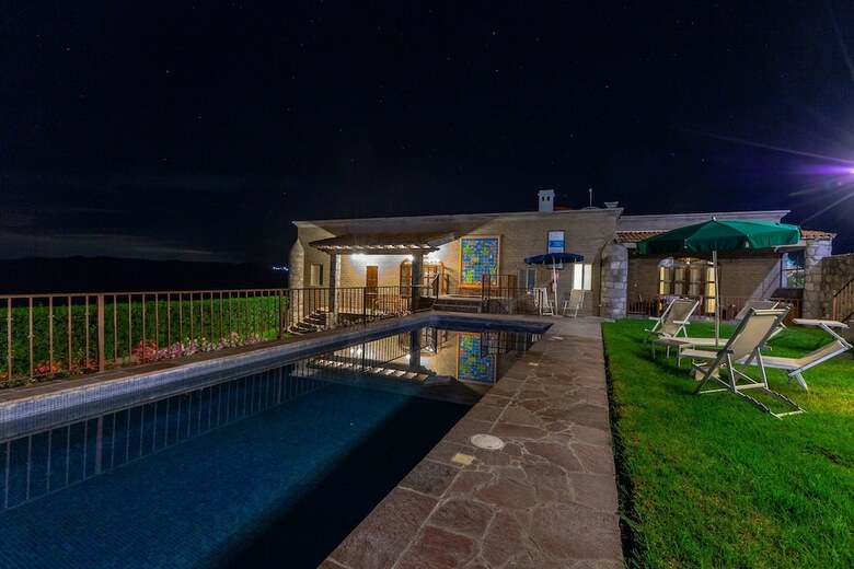 Hotel Grand Las Nubes By Inmense