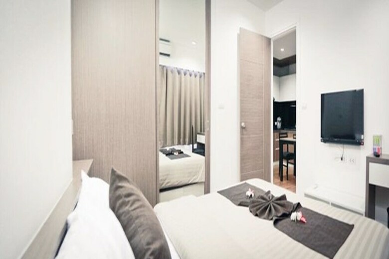 Aparthotel R Residence Sri Racha