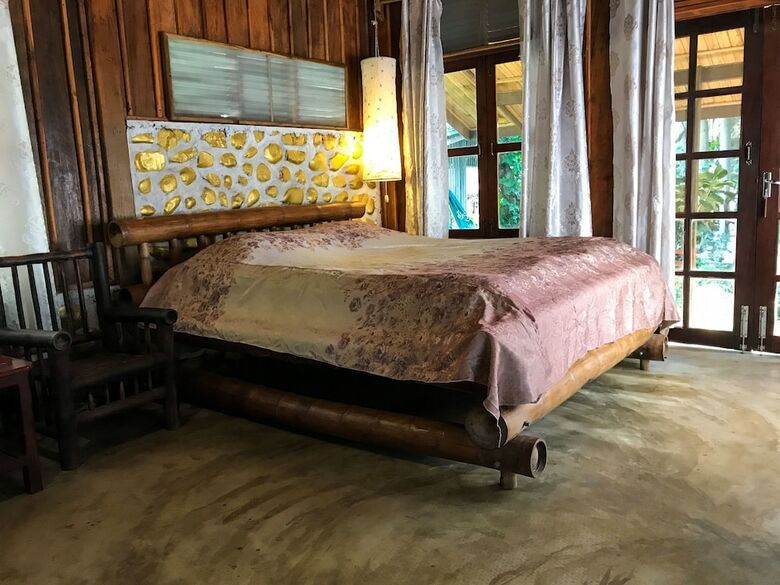 Hotel Vanvisa At The Falls