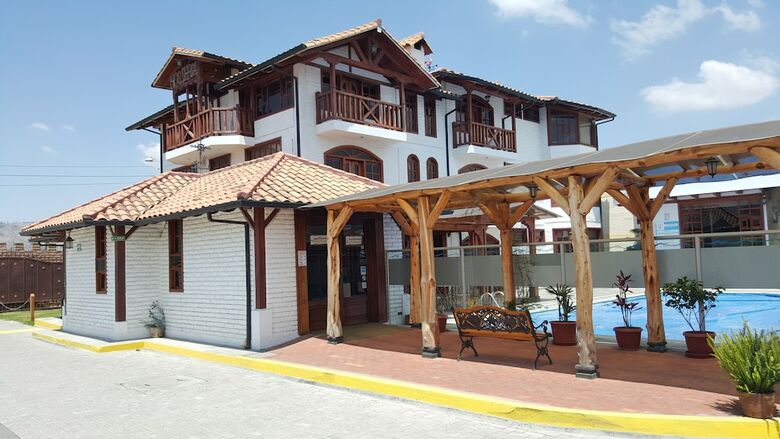Hotel Hoster�a Imperio Real