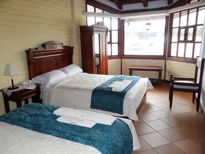 Hotel Hoster�a Imperio Real